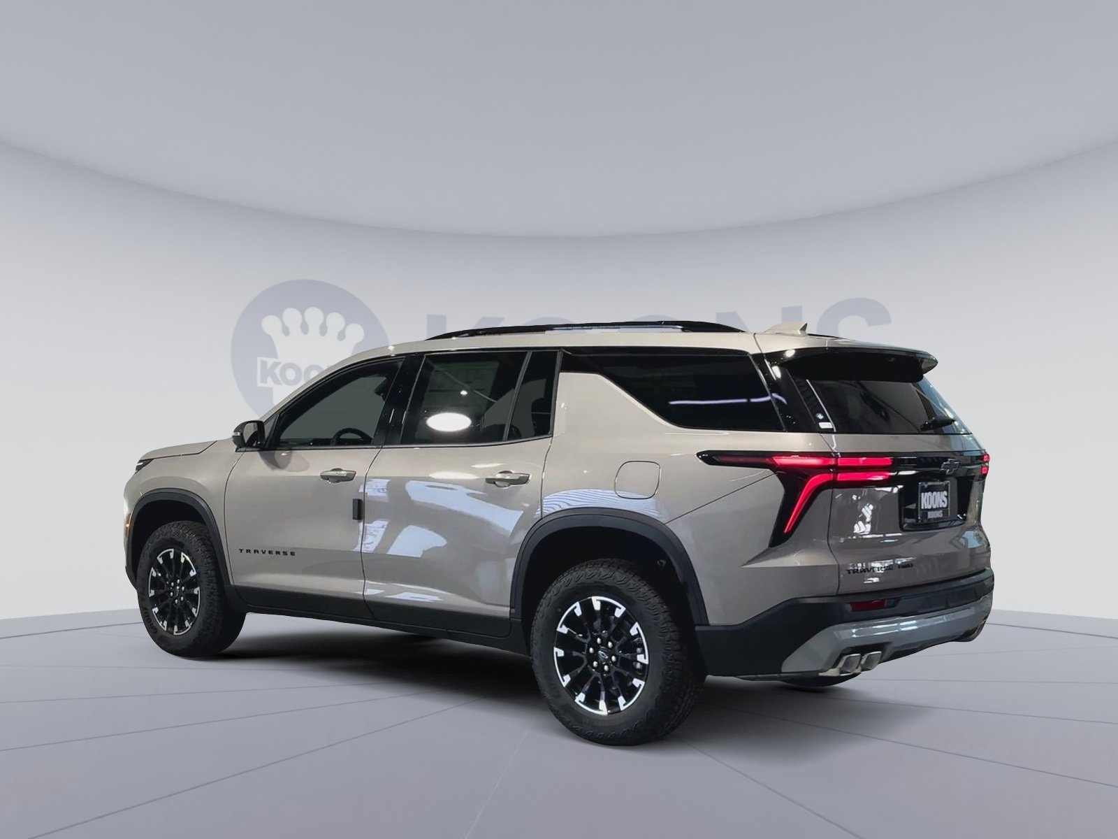 New 2026 Chevrolet Traverse Z71 w/ Driver Confidence Package AWD/4WD image 8
