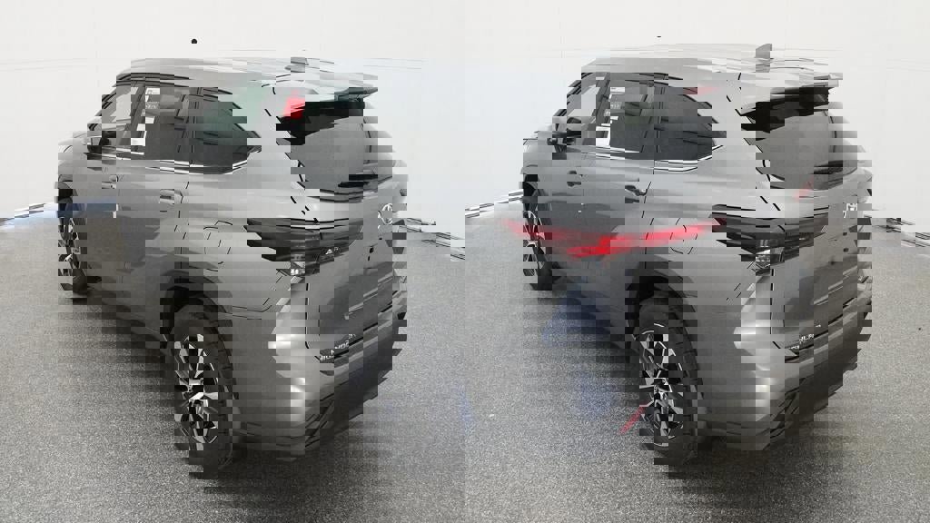 New 2026 Toyota Highlander XLE image 5