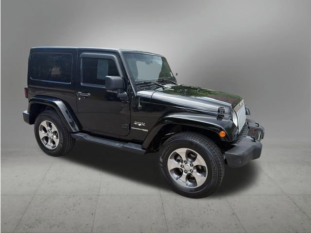 Used 2018 Jeep Wrangler Sahara w/ Connectivity Group AWD/4WD image 7