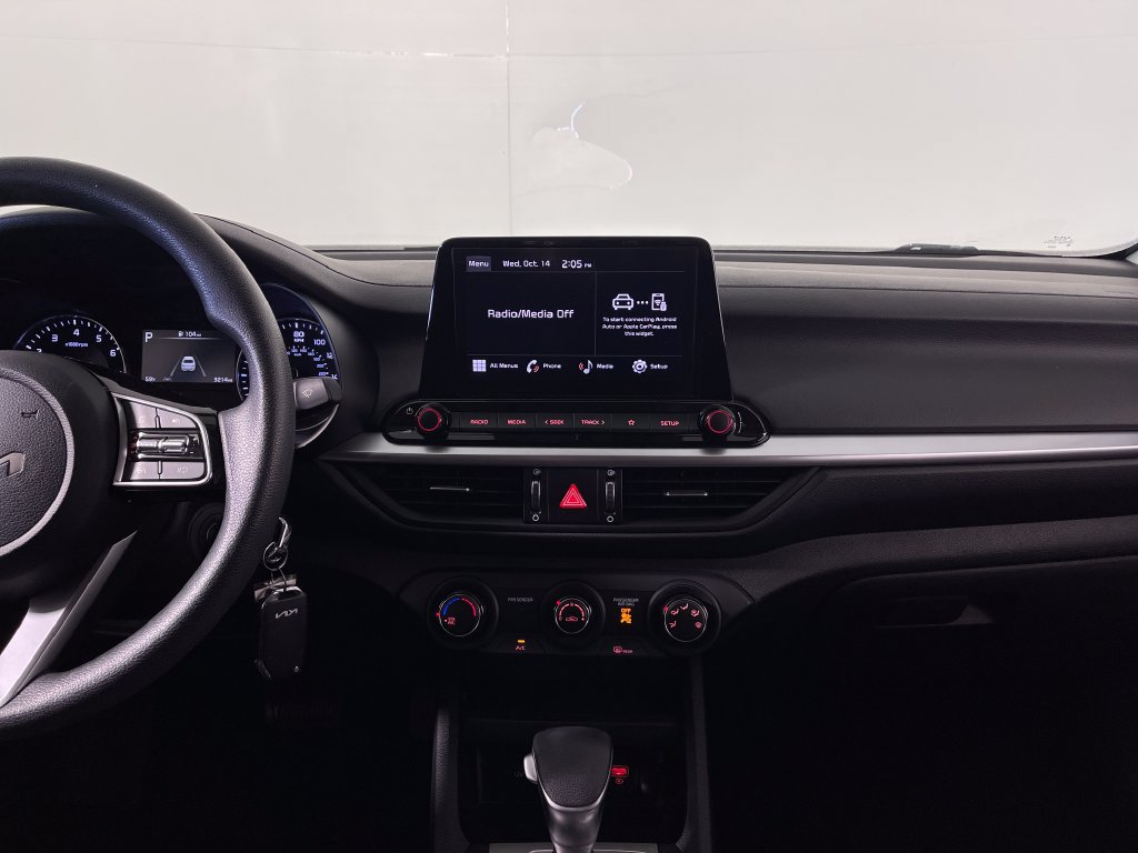 Used 2024 Kia Forte LXS w/ LXS Technology Package FWD image 16