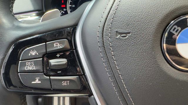 Used 2018 BMW 640i Gran Turismo xDrive image 26