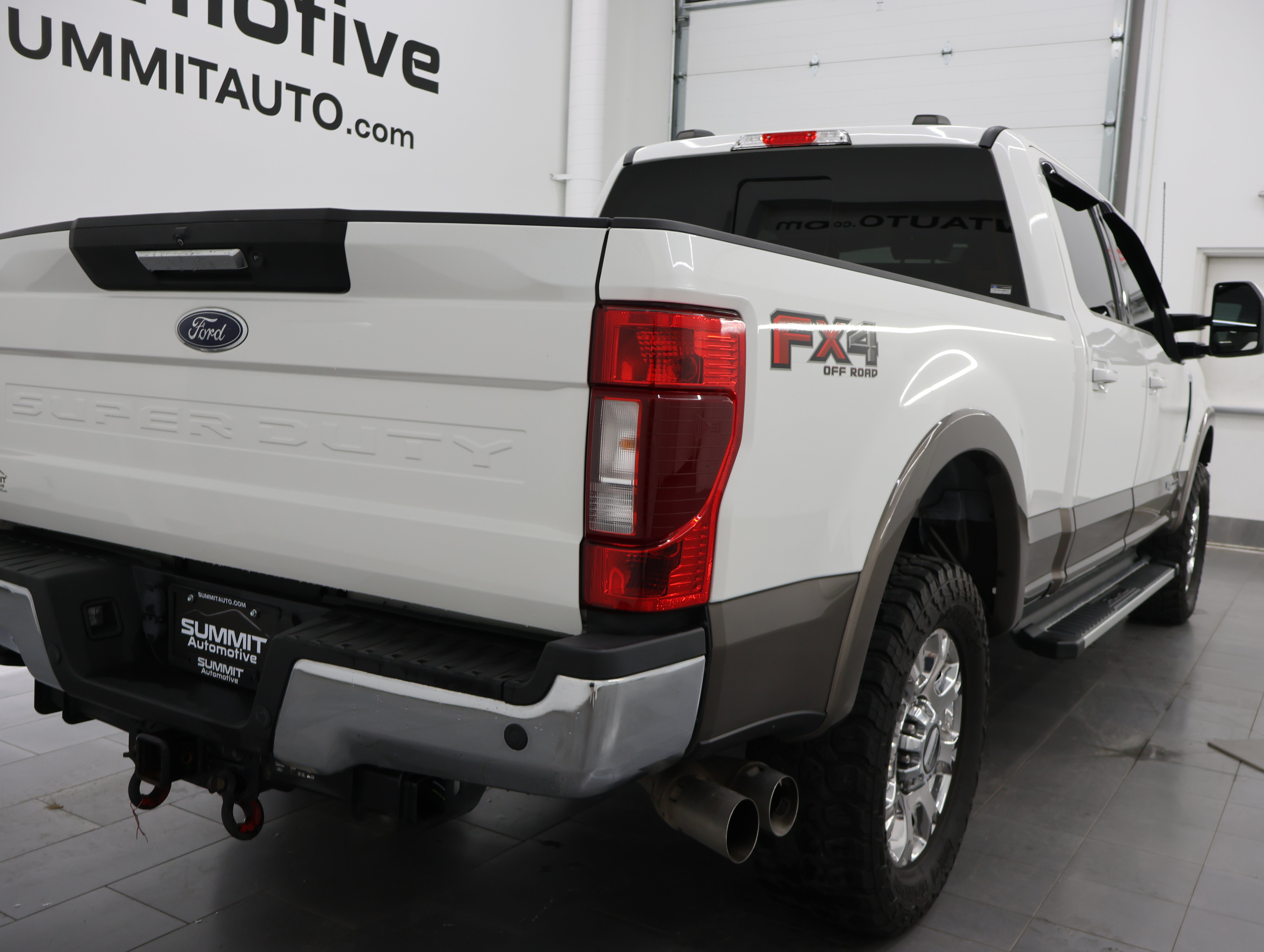 Used 2022 Ford F250 Lariat w/ Lariat Value Package AWD/4WD image 4