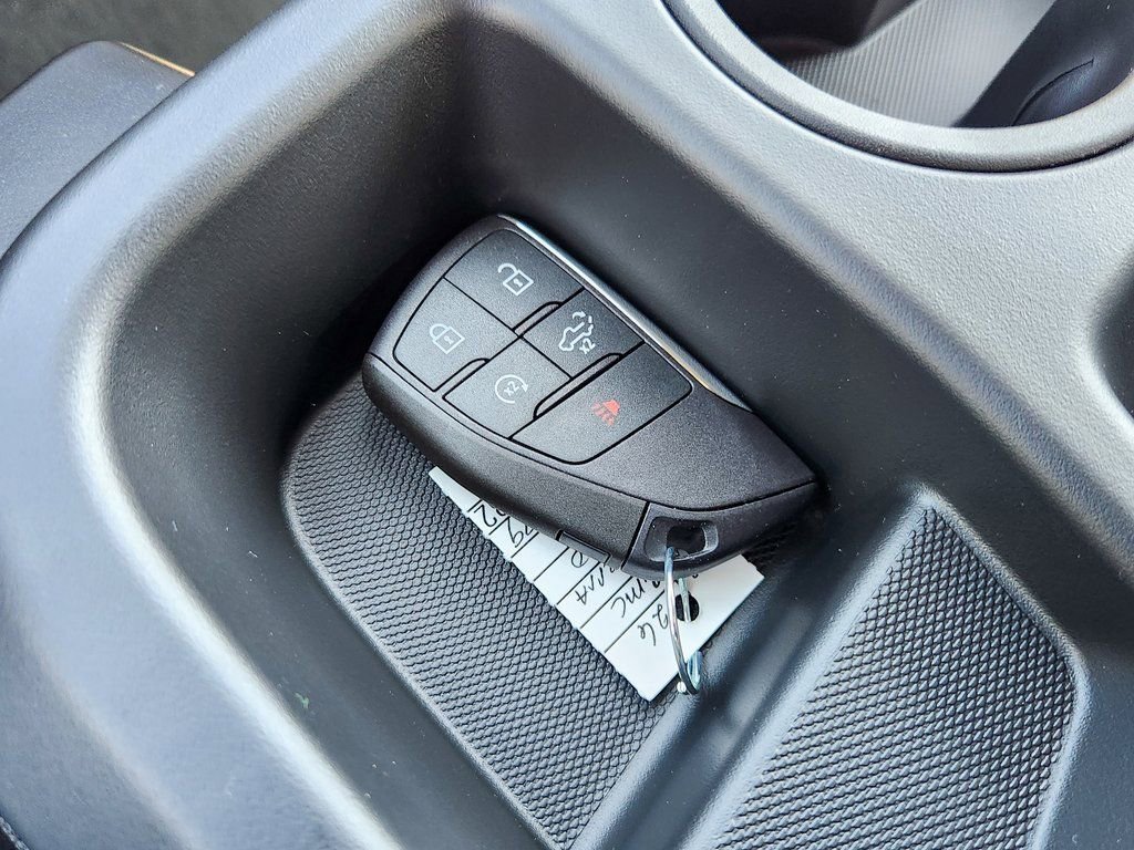 New 2026 GMC Sierra 1500 Pro w/ Graphite Edition image 18