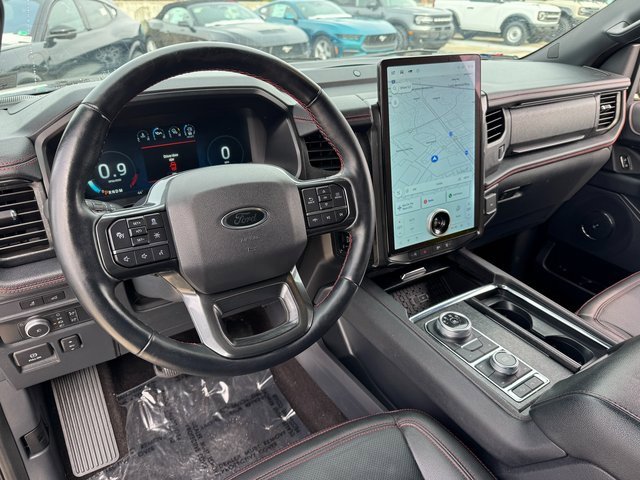 Certified 2022 Ford Expedition Limited image 3