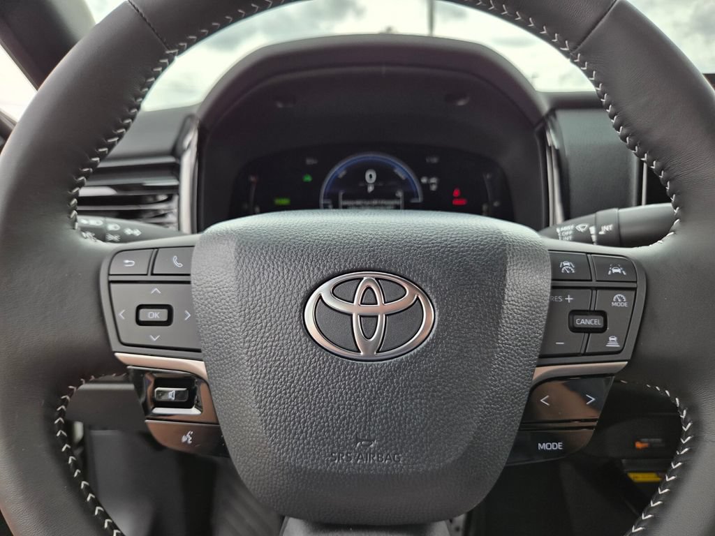 New 2026 Toyota Camry SE FWD image 22