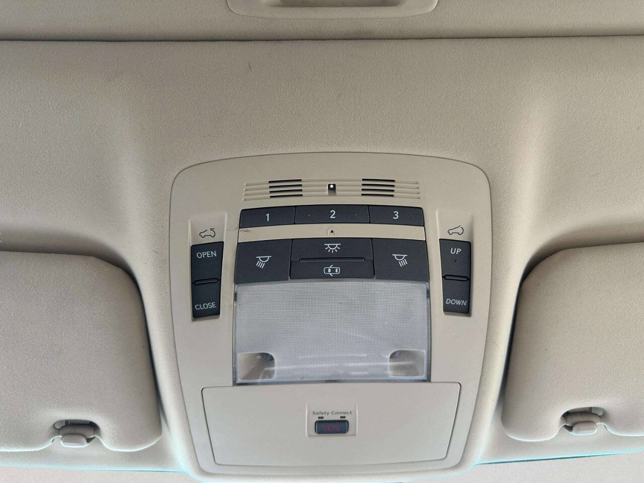 Used 2011 Lexus RX 450h Base AWD 4dr SUV w/ Luxury Pkg image 34