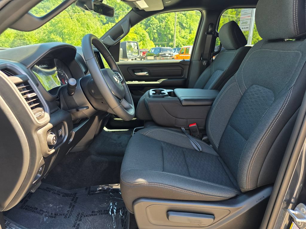 New 2026 RAM 1500 Classic Warlock AWD/4WD image 4