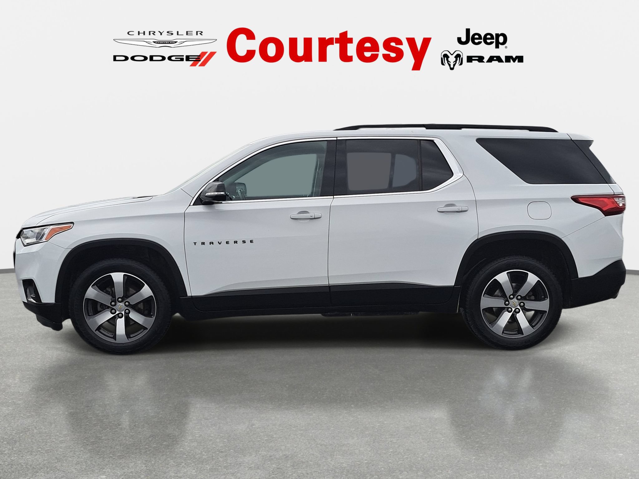 Used 2020 Chevrolet Traverse LT w/ LT Premium Package AWD/4WD image 7