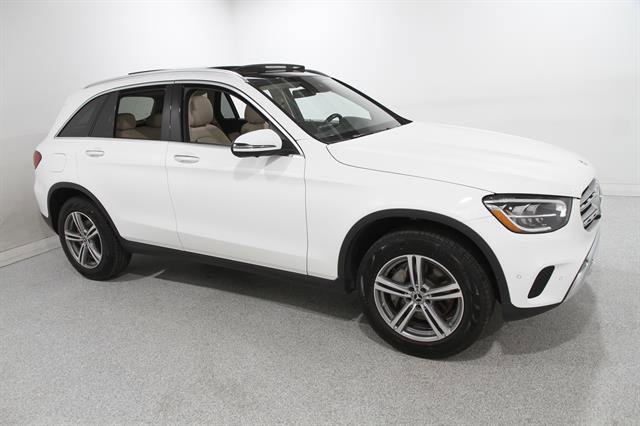 Used 2022 Mercedes-Benz GLC 300 4MATIC image 1