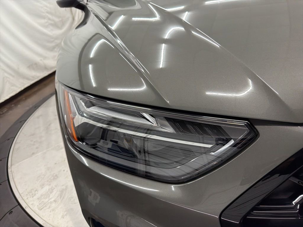 Used 2024 Audi SQ5 Premium Plus w/ Premium Plus Package image 10