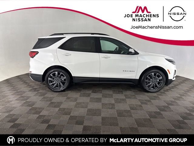 Used 2024 Chevrolet Equinox RS w/ RS Leather Package image 4
