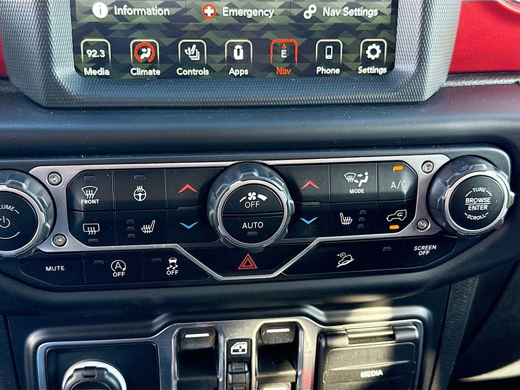 Used 2021 Jeep Wrangler Unlimited Rubicon w/ Dual Top Group image 33