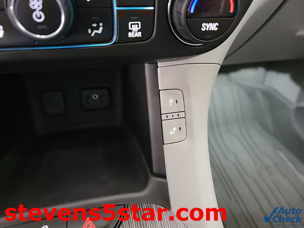 Used 2019 GMC Acadia SLT w/ LPO, Floor Liner Package image 17