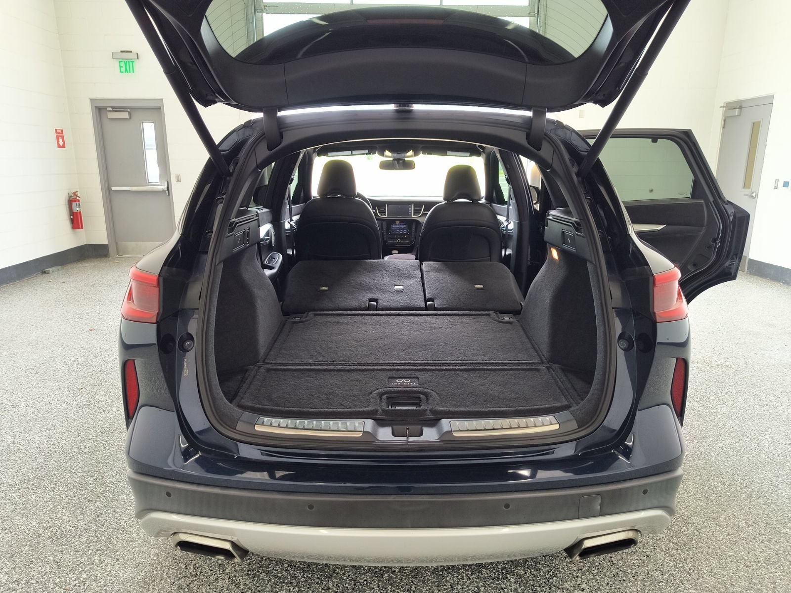 Used 2019 INFINITI QX50 Essential w/ Sensory Package FWD image 39
