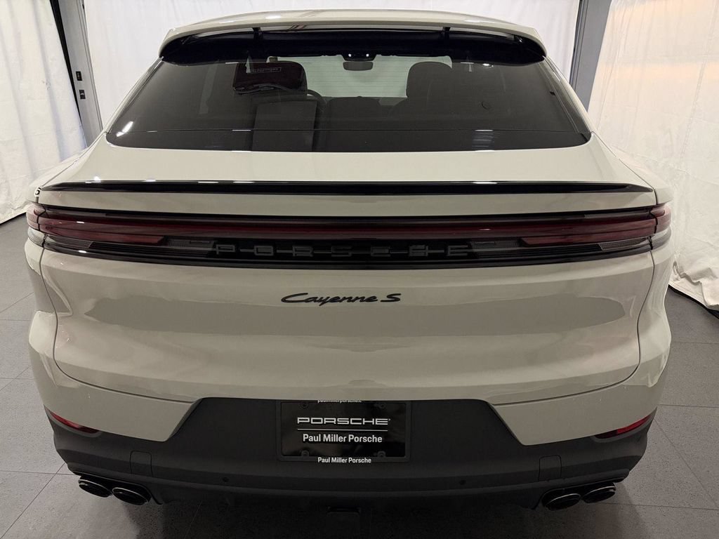 New 2026 Porsche Cayenne S AWD/4WD image 8