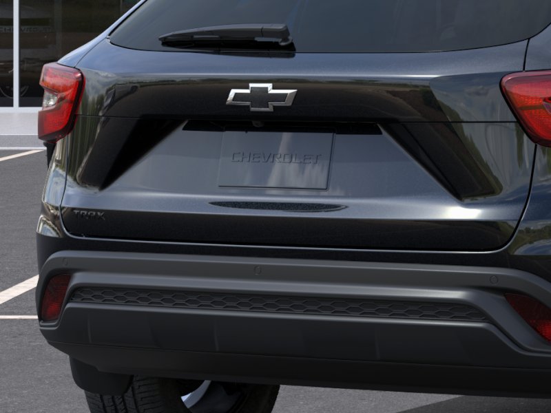 New 2026 Chevrolet Trax LS w/ LS Convenience Package FWD image 14