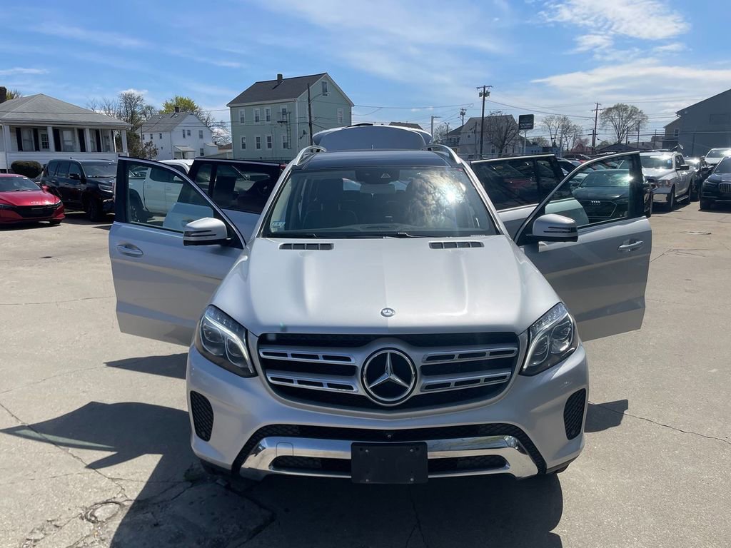 Used 2017 Mercedes-Benz GLS 450 4MATIC image 31