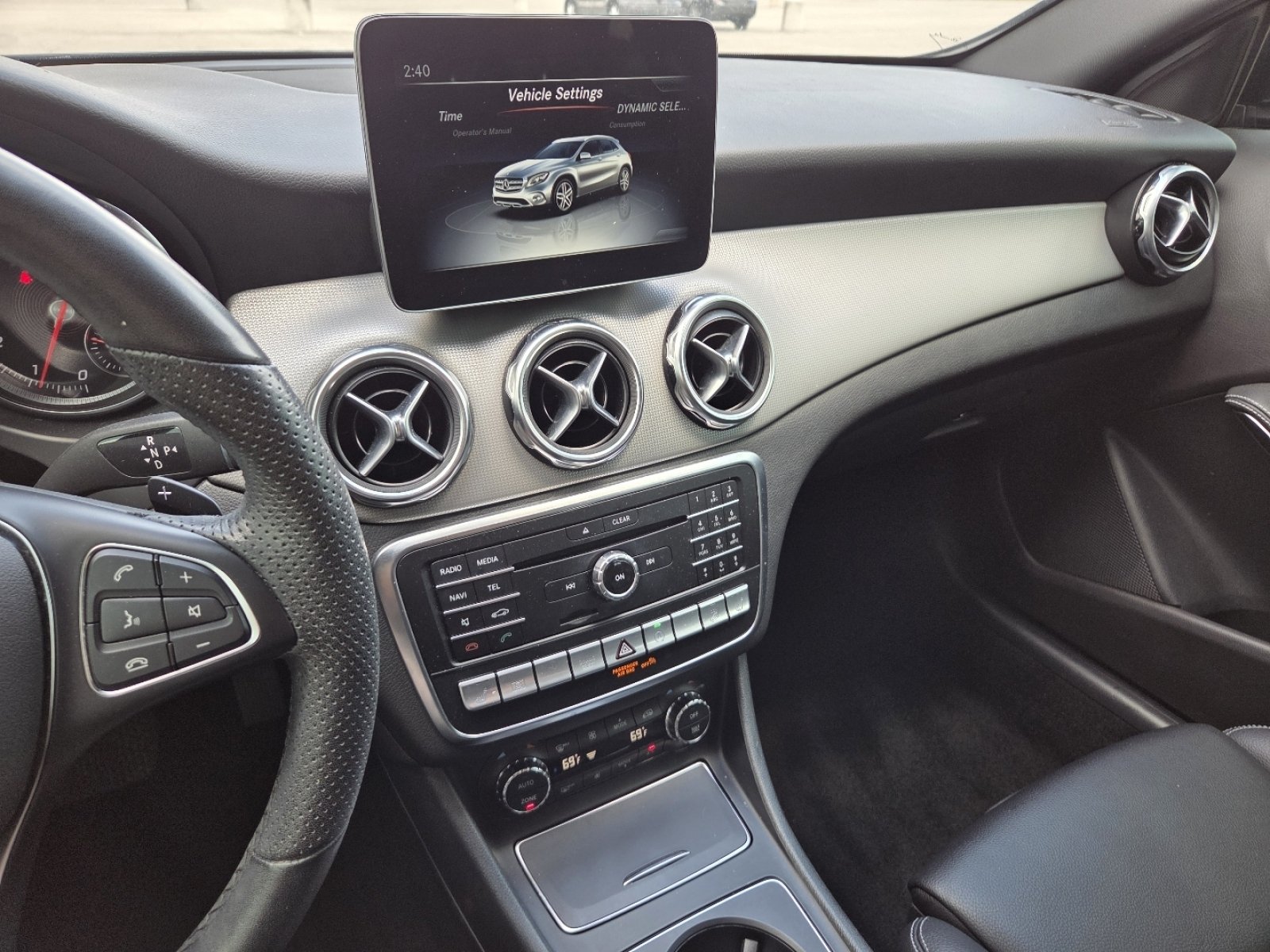 Used 2020 Mercedes-Benz GLA 250 4MATIC image 30