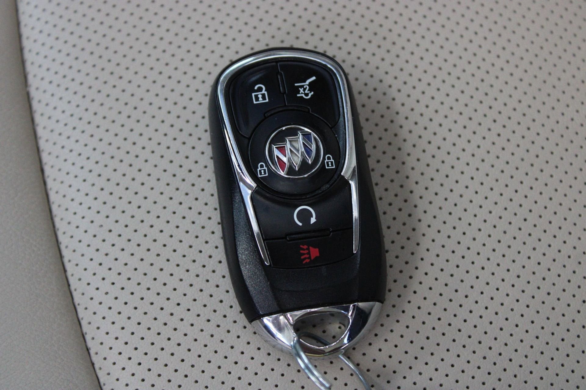 Used 2023 Buick Enclave Essence w/ Experience Buick Package FWD image 50