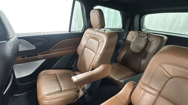 Used 2021 Lincoln Aviator Reserve w/ Equipment Group 201A image 14