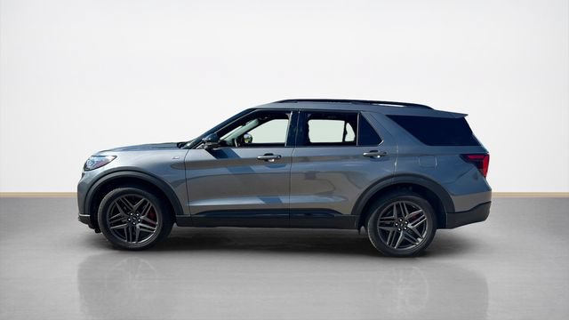 Certified 2025 Ford Explorer ST-Line w/ Premium Package AWD/4WD image 6