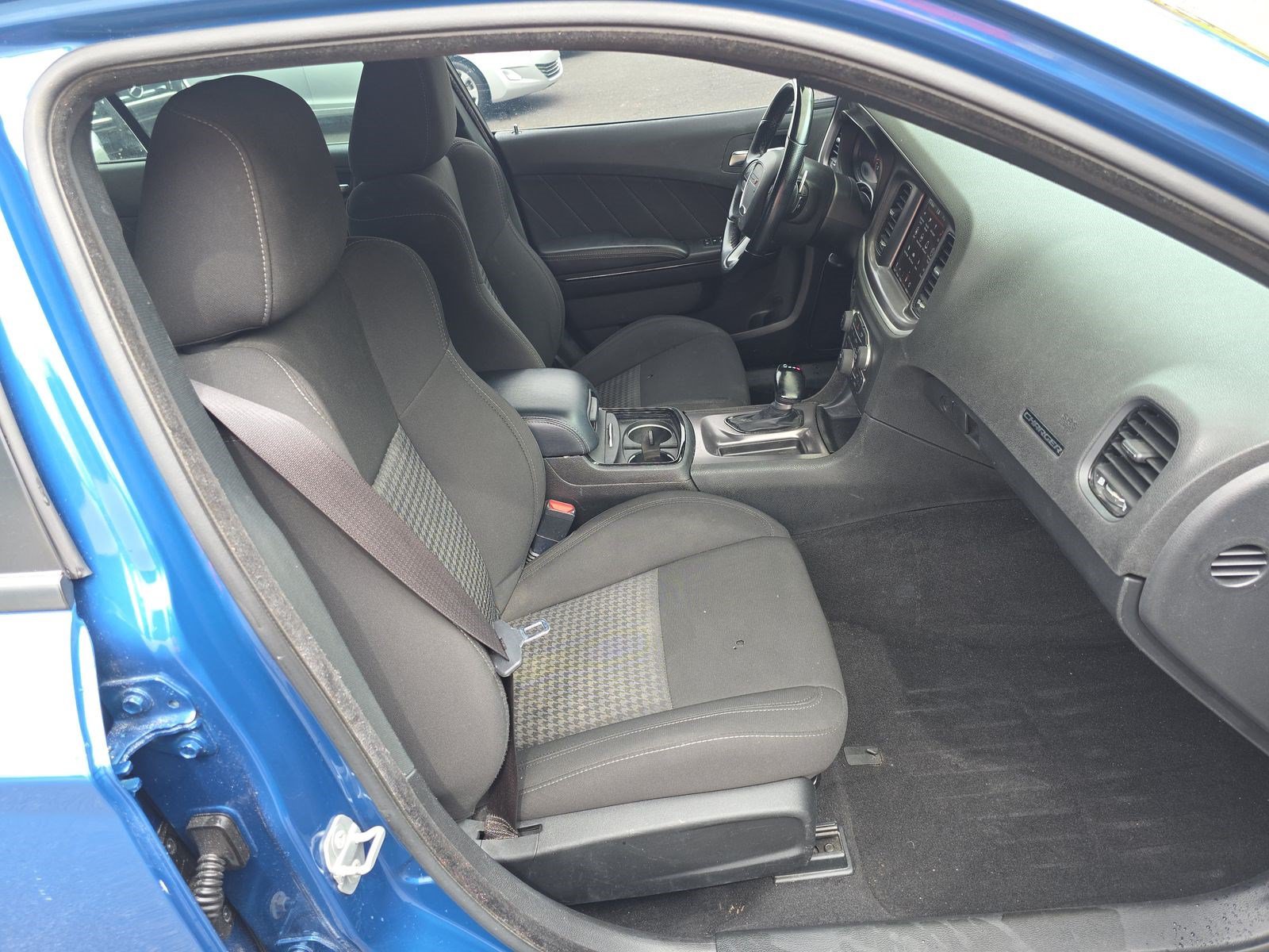 Used 2022 Dodge Charger GT w/ Blacktop Package RWD image 11