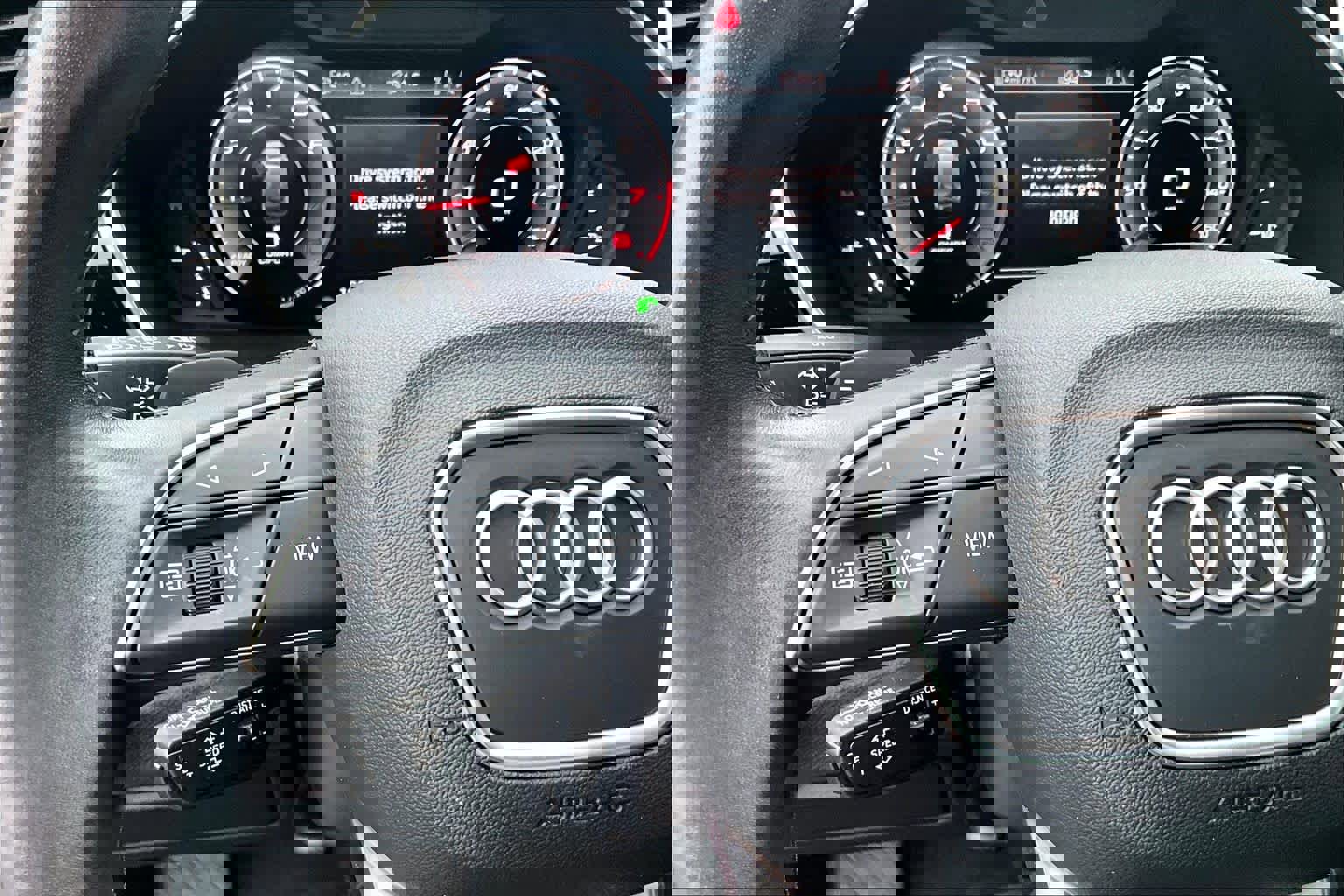 Used 2023 Audi Q3 2.0T Premium Plus w/ Premium Plus Package image 23