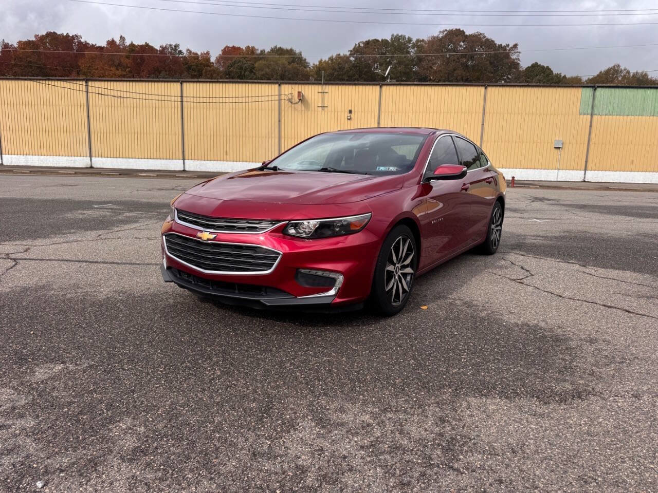 Used 2017 Chevrolet Malibu LT w/ Leather Package
