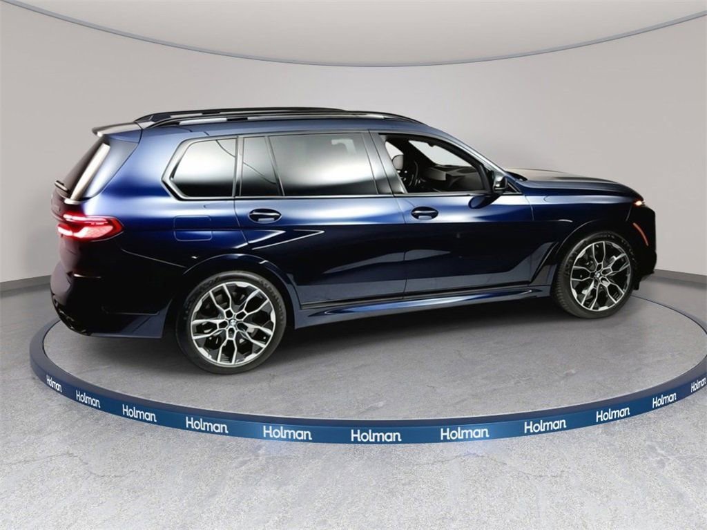 New 2026 BMW X7 M60i image 10