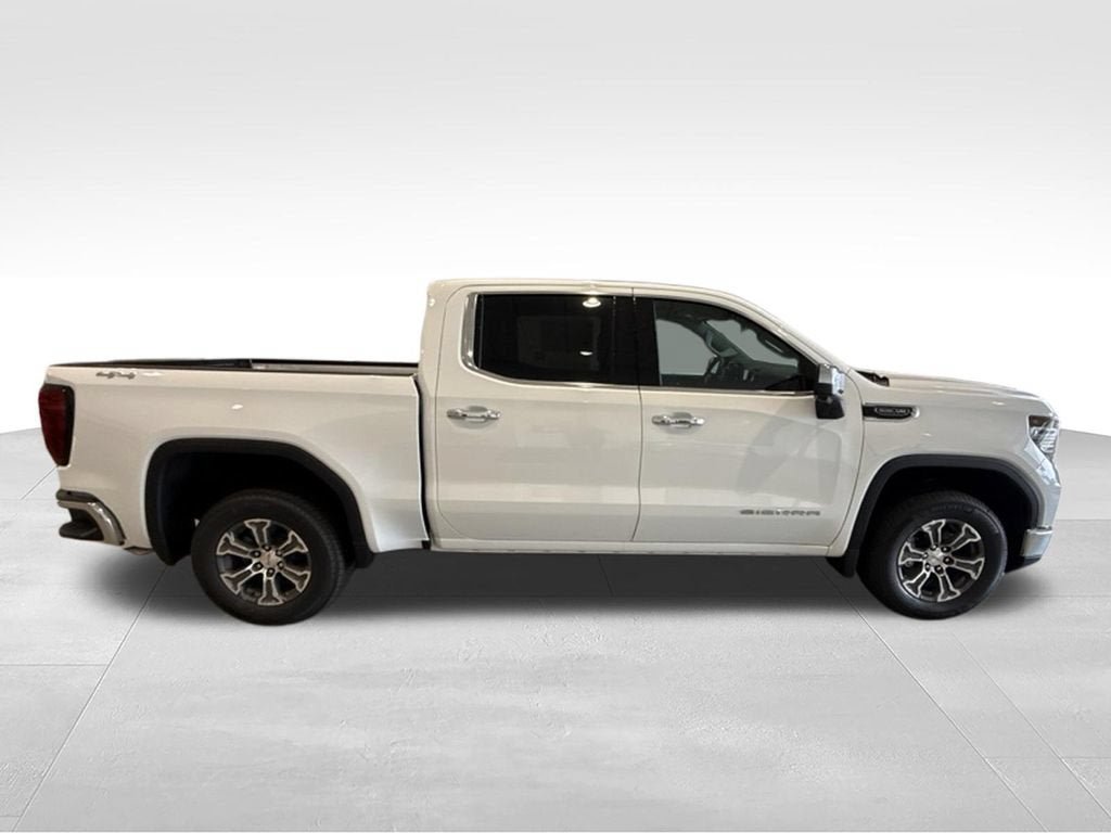 New 2026 GMC Sierra 1500 SLT AWD/4WD image 8