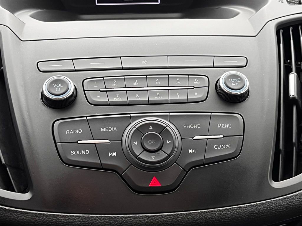 Used 2019 Ford Escape S image 4