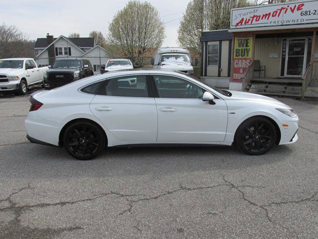 Used 2022 Hyundai Sonata N Line w/ Preferred Accessory Package FWD image 3