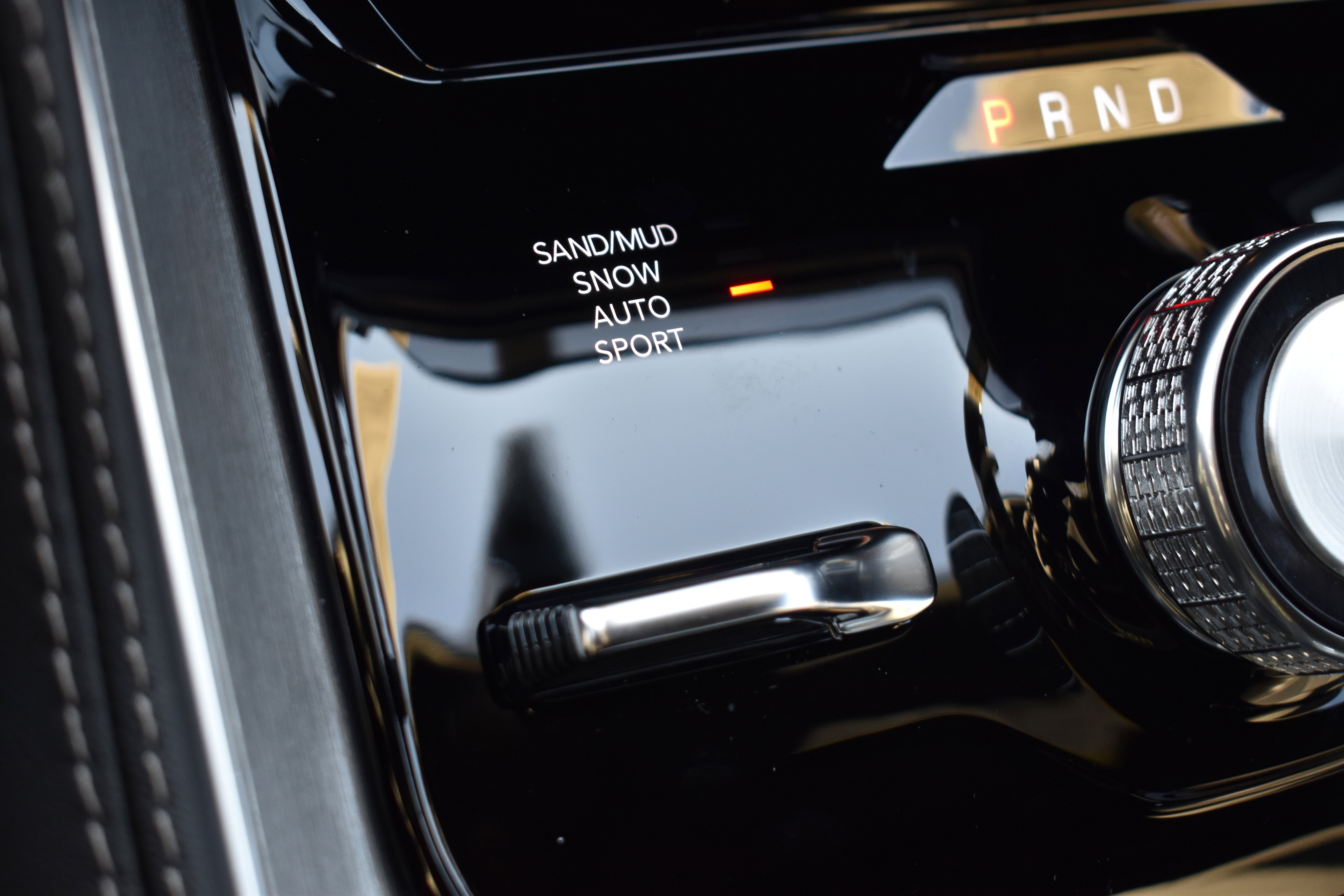 Used 2025 Jeep Wagoneer L Series II w/ Premium Group I image 41