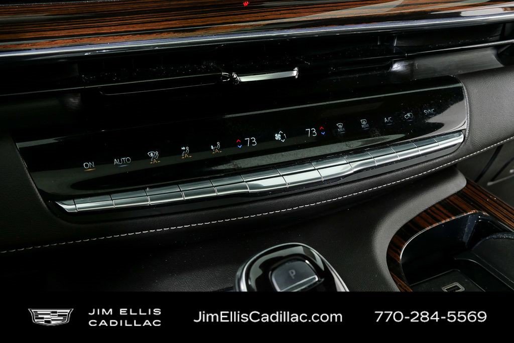 Certified 2024 Cadillac Escalade ESV Premium Luxury AWD/4WD image 17