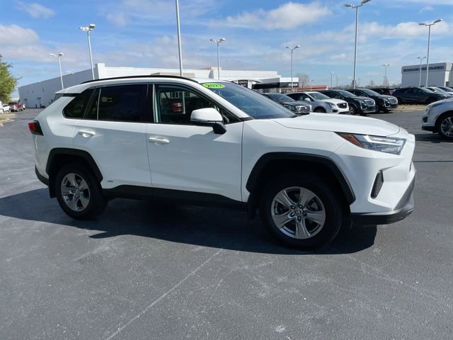 Used 2022 Toyota RAV4 XLE w/ Convenience Package image 6