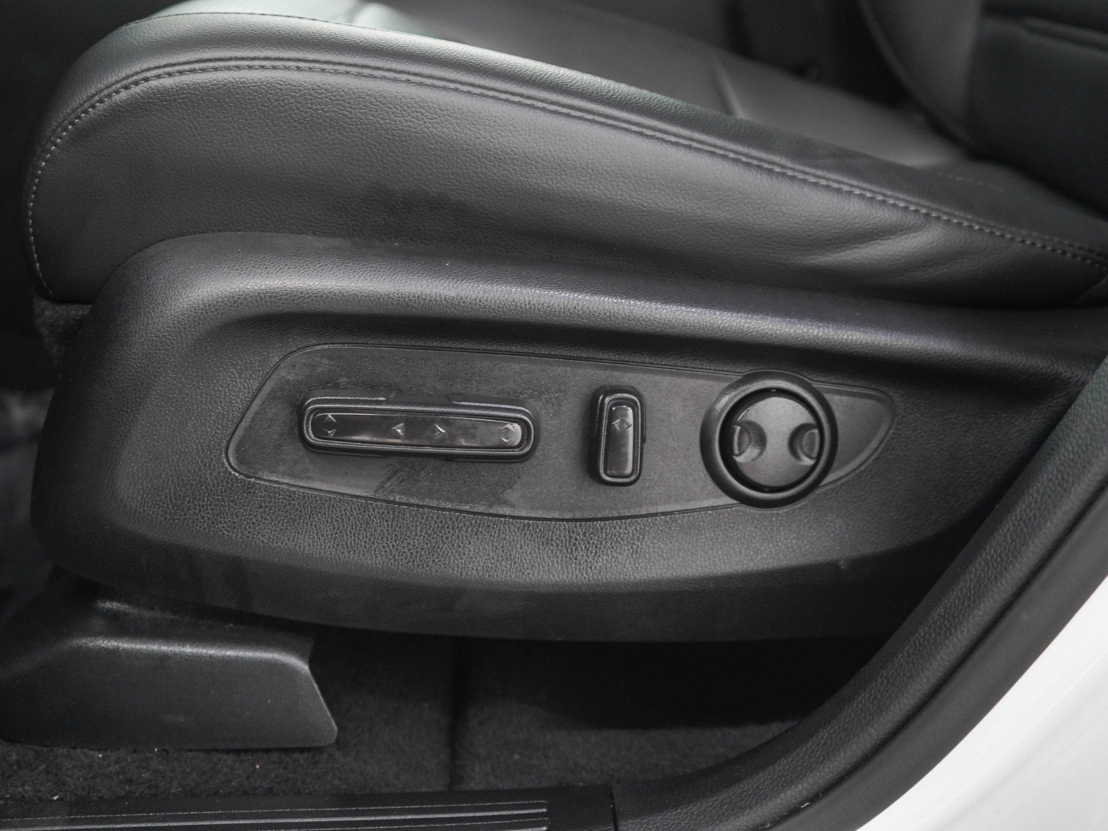 Used 2024 Honda CR-V EX-L image 27