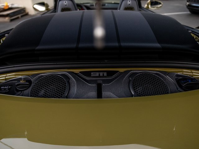 Used 2026 Porsche 911 Carrera 4 GTS image 31