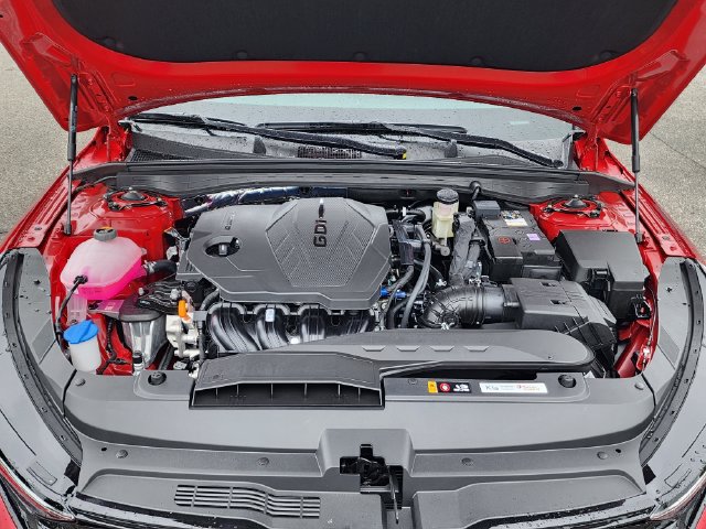 New 2025 Kia K5 LXS FWD image 14