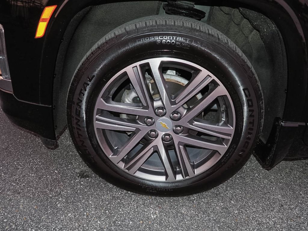 Certified 2023 Chevrolet Traverse High Country image 40