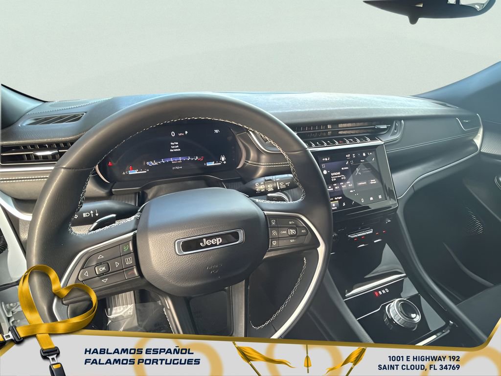 Used 2023 Jeep Grand Cherokee L Laredo image 15