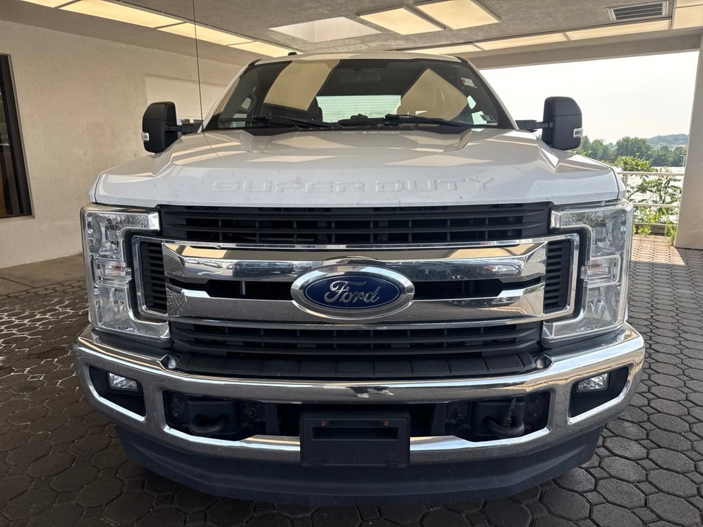 Used 2019 Ford F250 XLT w/ XLT Value Package AWD/4WD image 2