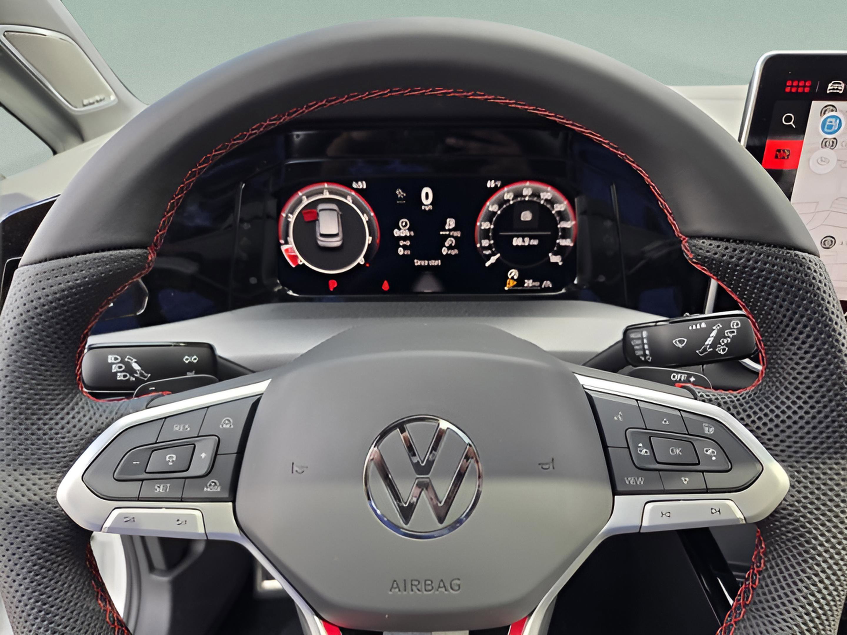 New 2026 Volkswagen Golf SE FWD image 20