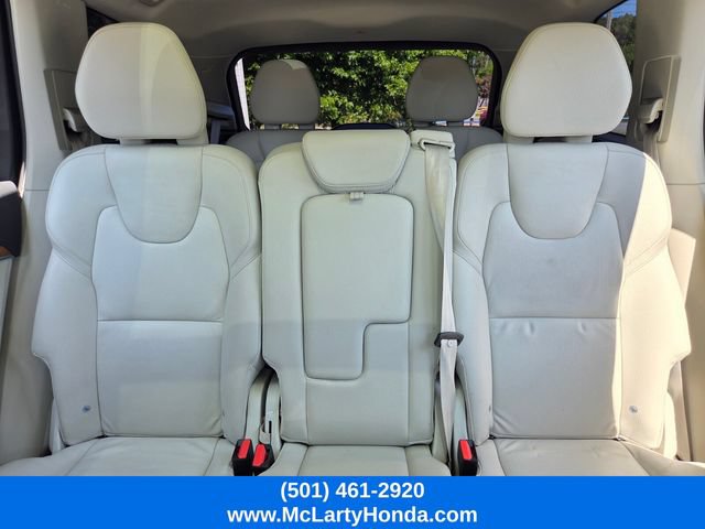 Used 2022 Volvo XC90 T5 Momentum FWD image 11