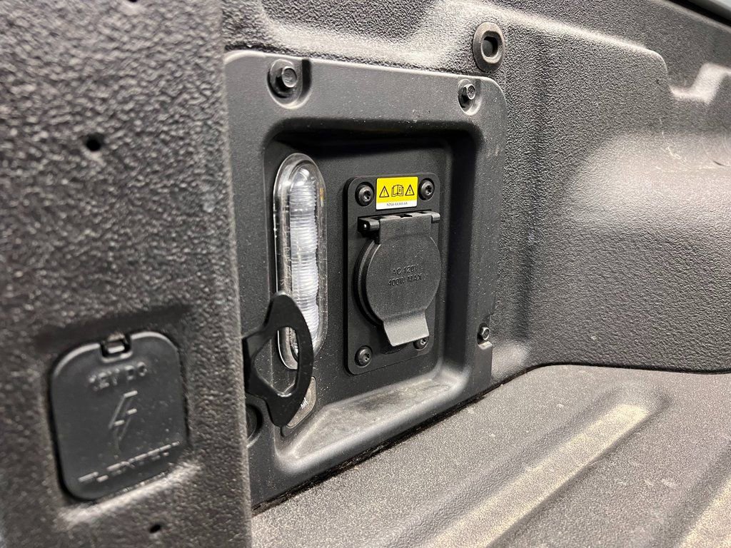 Used 2024 Ford Maverick Lariat w/ Black Appearance Package image 22