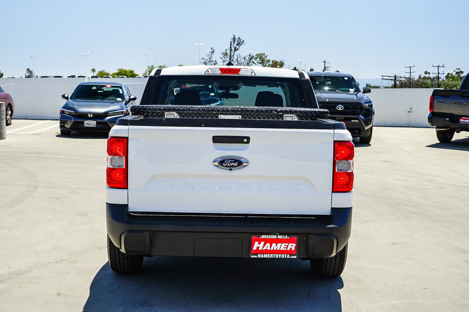 Used 2022 Ford Maverick XL FWD image 3