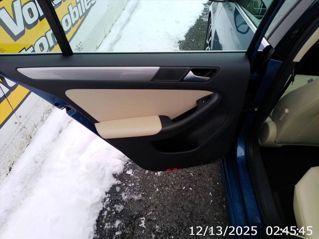 Used 2018 Volkswagen Jetta SE image 18