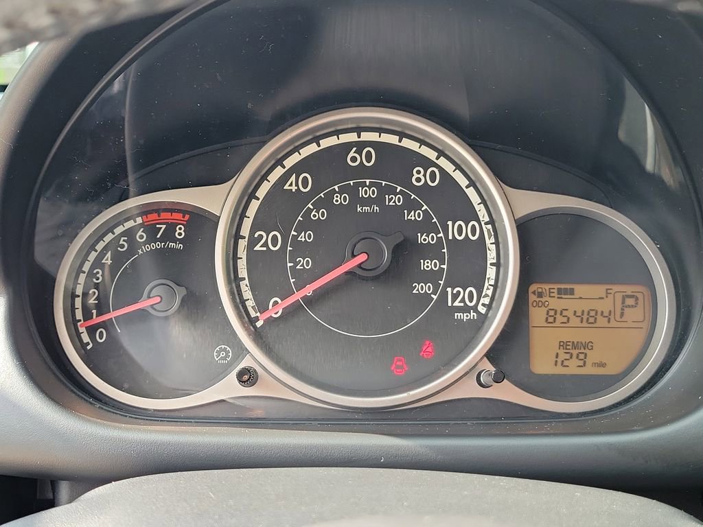 Used 2011 MAZDA MAZDA2 Touring FWD image 28