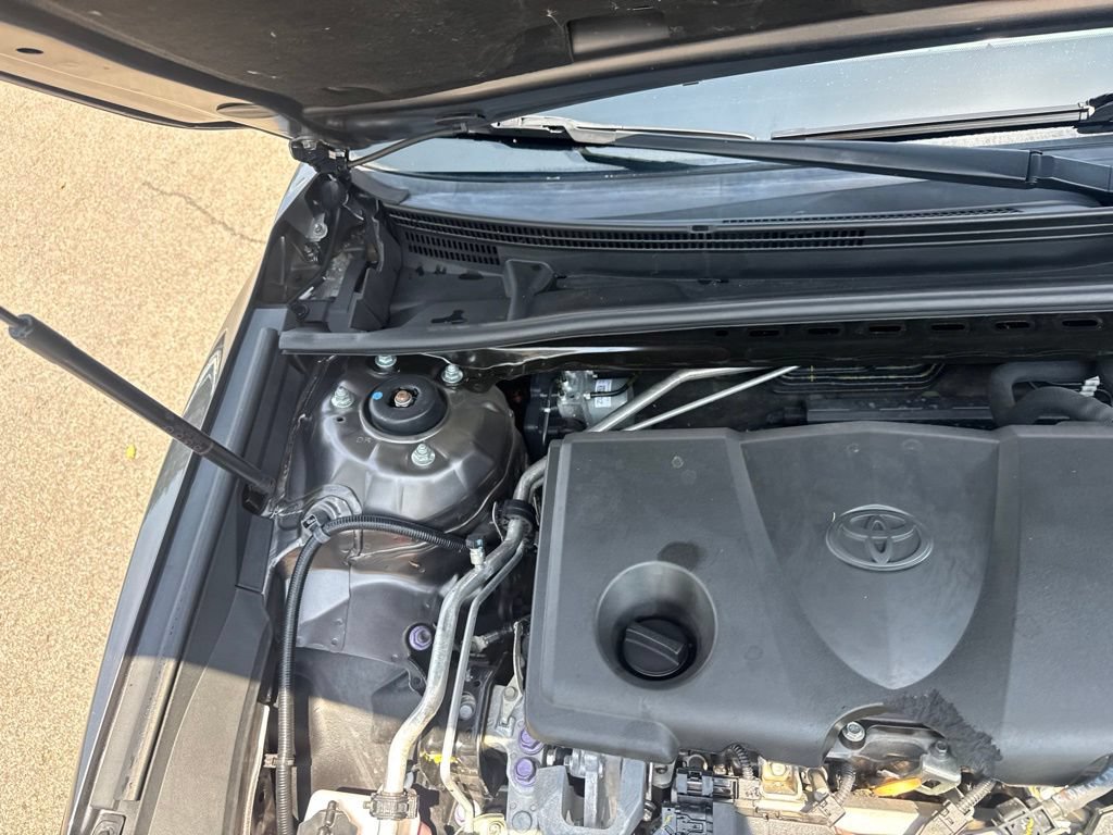 Used 2020 Toyota Camry SE FWD image 26