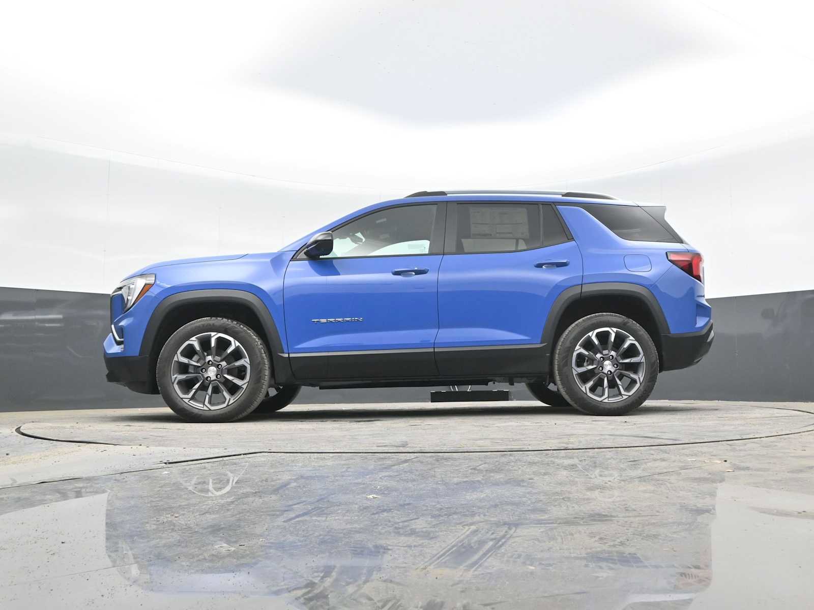 New 2026 GMC Terrain Elevation w/ Elevation Premium Package AWD/4WD image 38