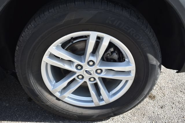 Used 2023 Ford Explorer XLT w/ Equipment Group 202A AWD/4WD image 50